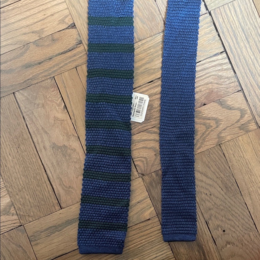 Ted Baker London Blue and Green Knit Tie new